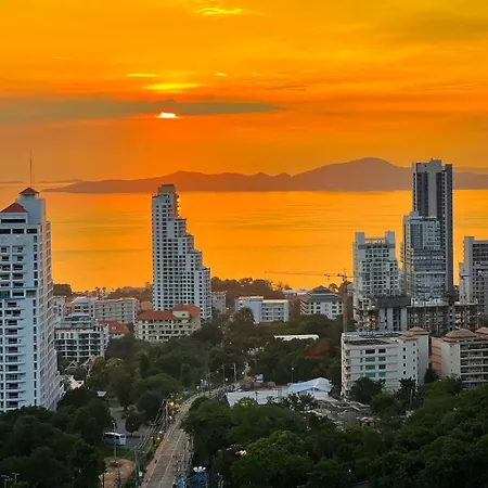 House Of Pattaya-Unixx Apartment Exterior photo